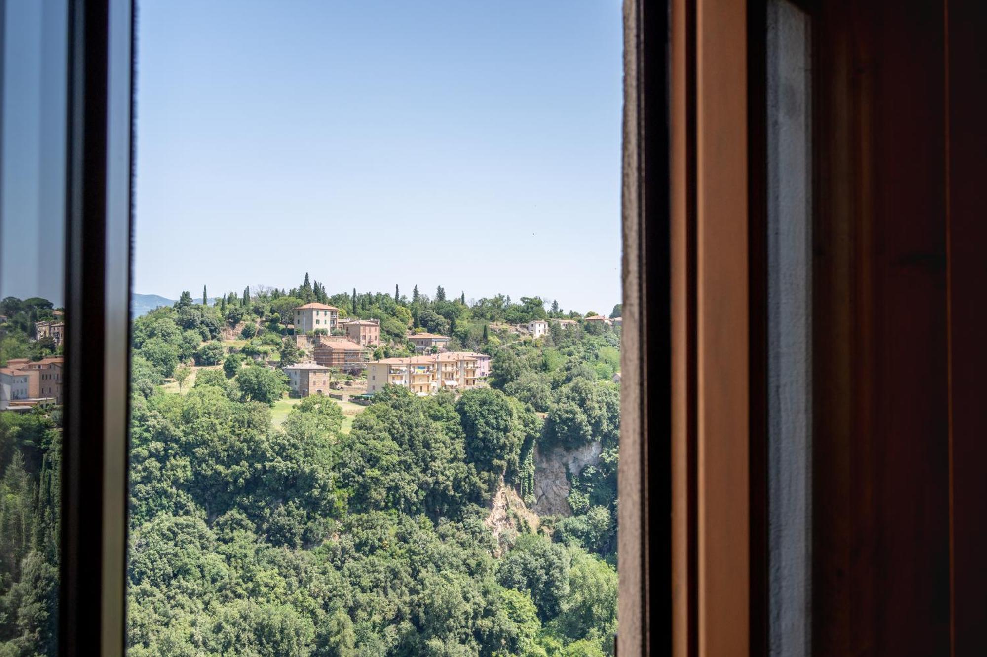 Il Carisma Lejlighed Pitigliano Eksteriør billede